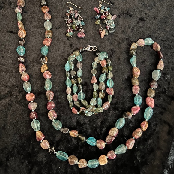 Curated Jewelry Set #27 - Necklace, Bracelet, Earrings (multicolor) - Picture 1 of 7